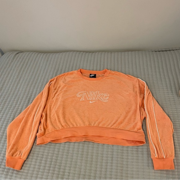 Nike Tops - Nike Women’s Logo Long Sleeve Tee
